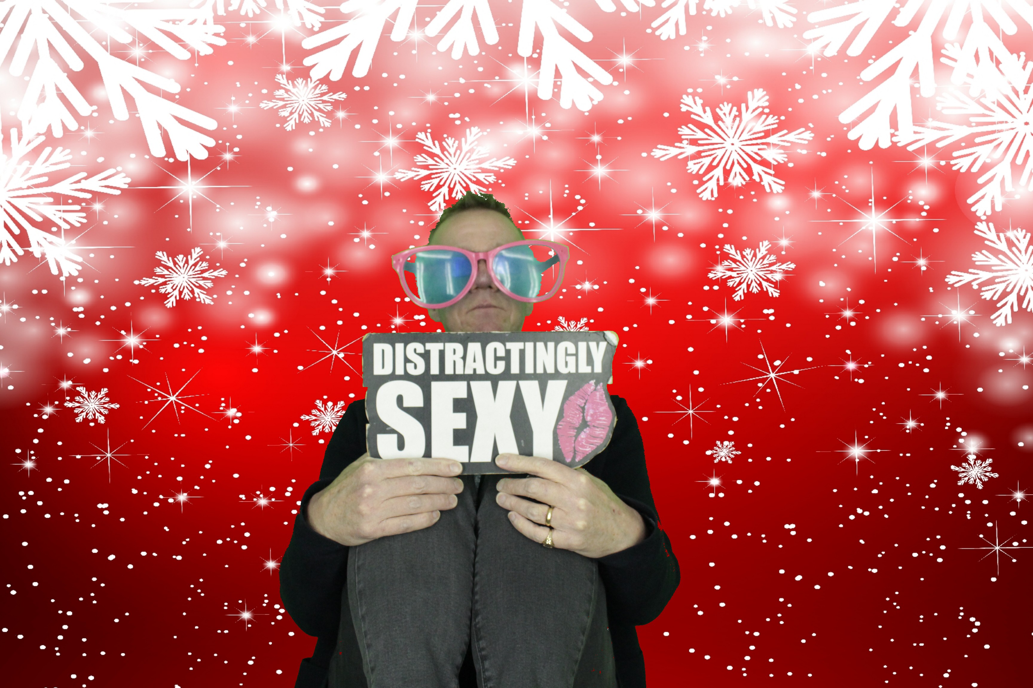 Ocean Network Express Christmas Party 2019 | View more photos from the event at gallery.myphotoboothexperience.co.uk/u/MyPhotoBoothExperienceLtd/Ocean-Network-Express-Christmas-Party-2019